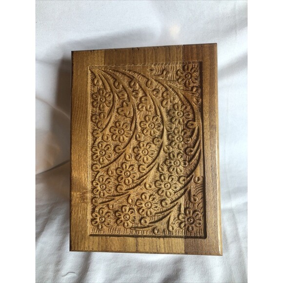 Wooden Urn Box for Ashes Cremation Box Decorative Urn Pet  8"x5.5" NEW!! - Picture 4 of 10